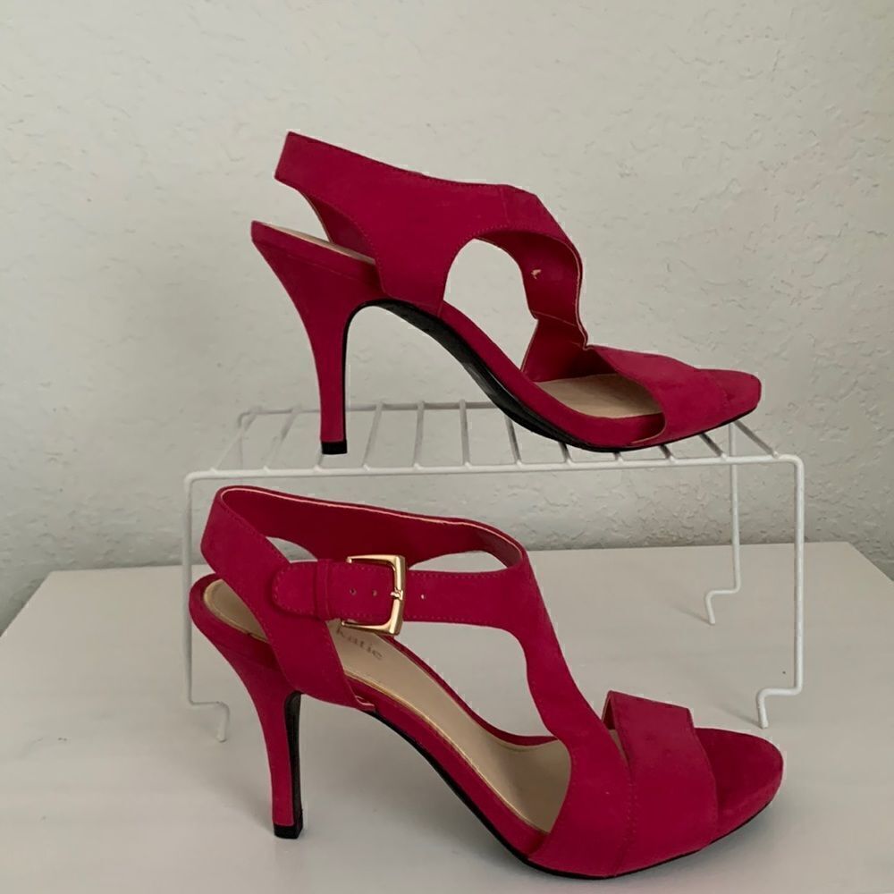 Kelly & Katie Heeled Sandals Size 8,5